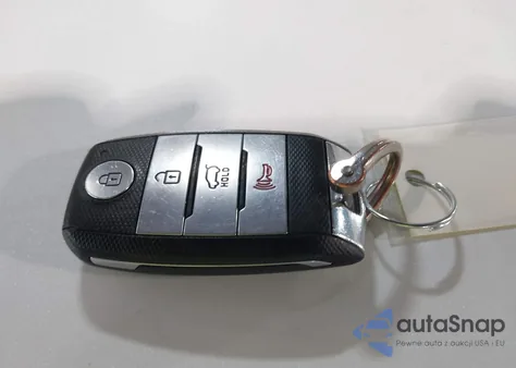 2016 Kia Sorento 3.3L Sx z USA, uszkodzony, nr VIN 5XYPKDA58GG173425